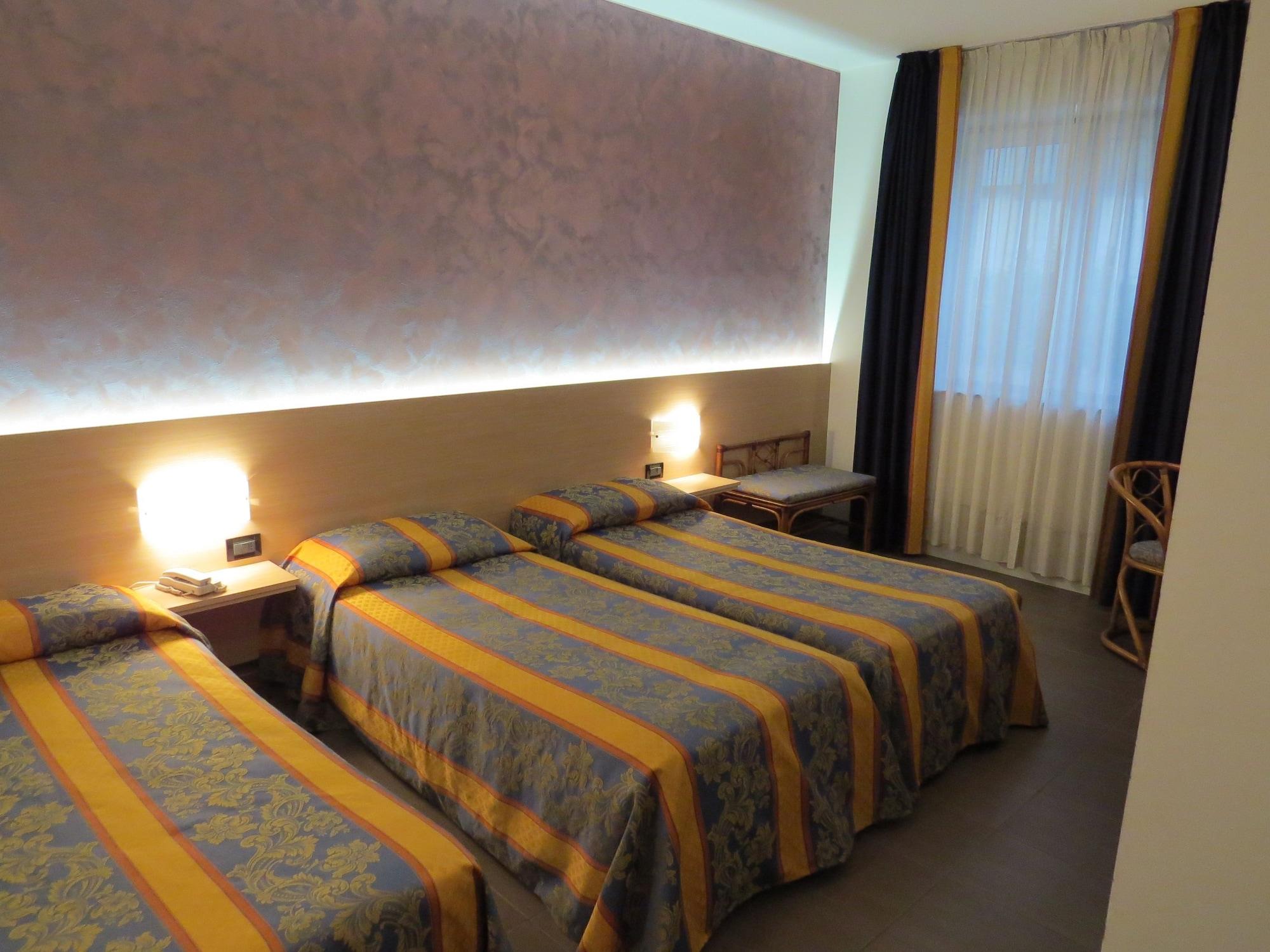 Hotel Ambra Куарто-д'Альтино Экстерьер фото